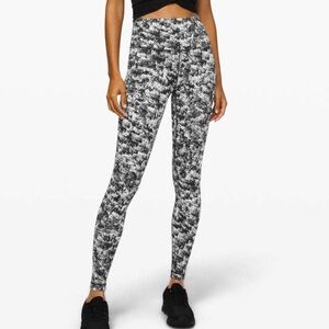 Lululemon Wunder Under High-Rise Tight 28" Luxtreme Misted Jacquard Black White